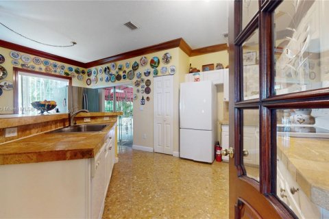 Villa ou maison à vendre à Homestead, Floride: 5 chambres, 265.89 m2 № 1954594 - photo 6