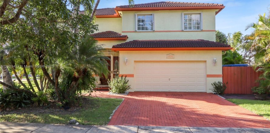 Villa ou maison à Homestead, Floride 5 chambres, 265.89 m2 № 1954594