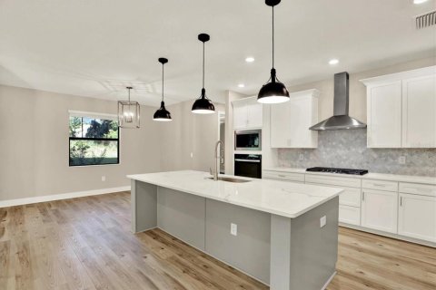 Villa ou maison à vendre à Brooksville, Floride: 4 chambres, 235.32 m2 № 2403231 - photo 7