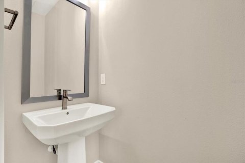 Villa ou maison à vendre à Brooksville, Floride: 4 chambres, 235.32 m2 № 2403231 - photo 27