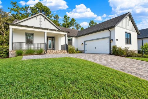 Villa ou maison à Brooksville, Floride 4 chambres, 235.32 m2 № 2403231