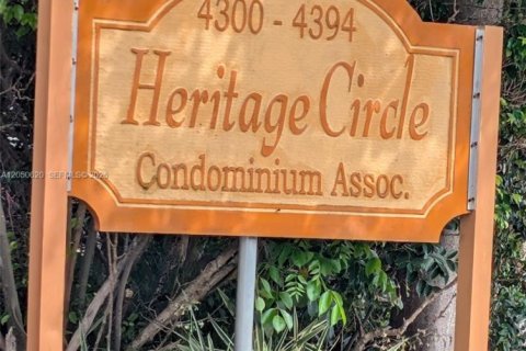 Condominio en Deerfield Beach, Florida, 2 dormitorios  № 2252577