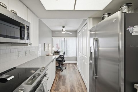 Copropriété à vendre à Holmes Beach, Floride: 2 chambres, 104.14 m2 № 2101776 - photo 12