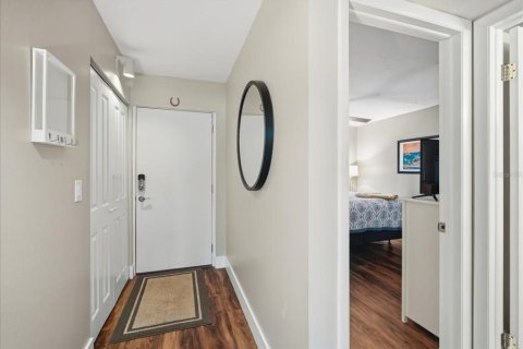 Copropriété à vendre à Holmes Beach, Floride: 2 chambres, 104.14 m2 № 2101776 - photo 6