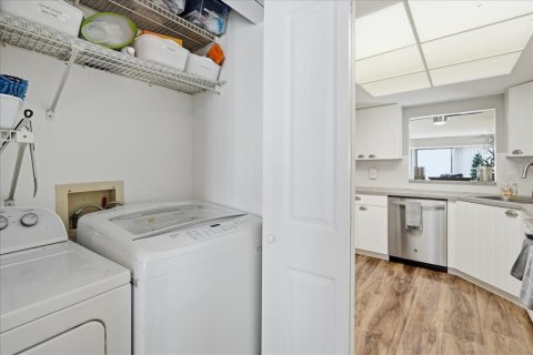 Copropriété à vendre à Holmes Beach, Floride: 2 chambres, 104.14 m2 № 2101776 - photo 21