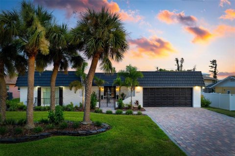 House in Venice, Florida 3 bedrooms, 228.54 sq.m. № 1846829 - photo 4