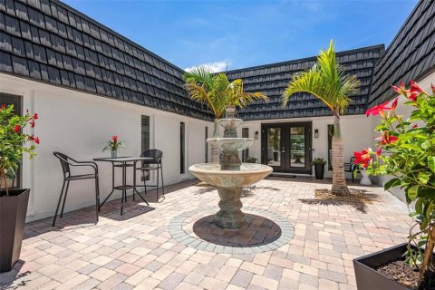 House in Venice, Florida 3 bedrooms, 228.54 sq.m. № 1846829 - photo 7