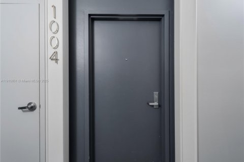 Снять в аренду кондоминиум в Майами, Флорида 2 спальни, 113.81м2, № 1966139 - фото 12