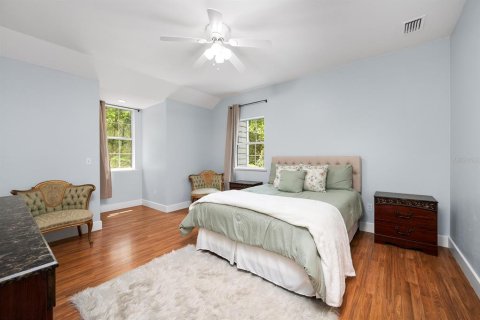 House in Gainesville, Florida 3 bedrooms, 199.74 sq.m. № 1774896 - photo 5