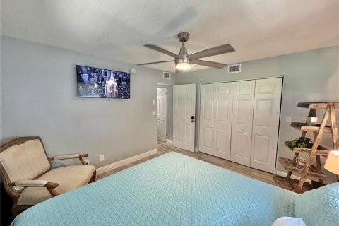 Condominio en venta en Saint Petersburg, Florida, 2 dormitorios, 65.87 m2 № 1900957 - foto 14