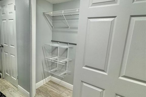 Condominio en venta en Saint Petersburg, Florida, 2 dormitorios, 65.87 m2 № 1900957 - foto 18