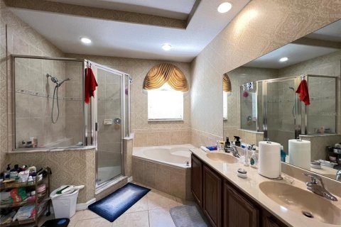 House in Kissimmee, Florida 4 bedrooms, 213.77 sq.m. № 2103897 - photo 30