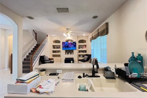 House in Kissimmee, Florida 4 bedrooms, 213.77 sq.m. № 2103897 - photo 8