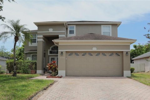 House in Orlando, Florida 4 bedrooms, 227.24 sq.m. № 1778440 - photo 1