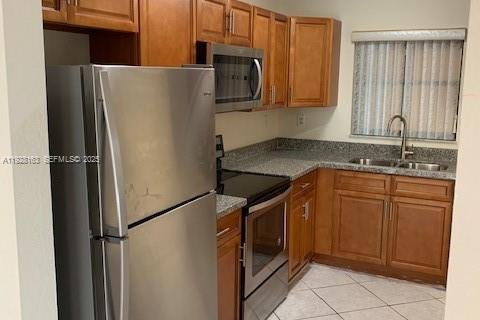 Condo in Coral Springs, Florida, 2 bedrooms  № 1988292 - photo 8