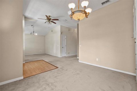 Villa ou maison à vendre à Palm Coast, Floride: 3 chambres, 194.07 m2 № 2419189 - photo 9