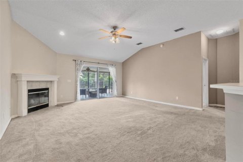 Villa ou maison à vendre à Palm Coast, Floride: 3 chambres, 194.07 m2 № 2419189 - photo 11