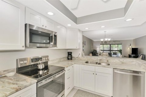 Купить кондоминиум в Венеция, Флорида 8 комнат, 98.85м2, № 1907832 - фото 12