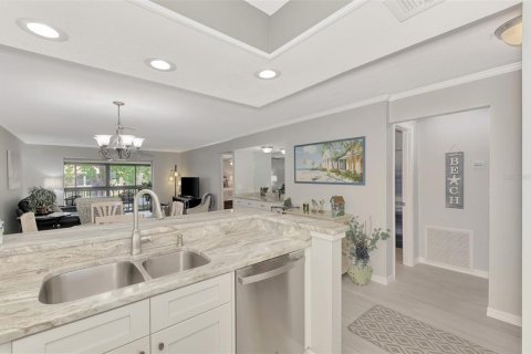 Купить кондоминиум в Венеция, Флорида 8 комнат, 98.85м2, № 1907832 - фото 14