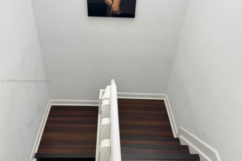 Villa ou maison à vendre à Doral, Floride: 4 chambres, 214.6 m2 № 2059890 - photo 13