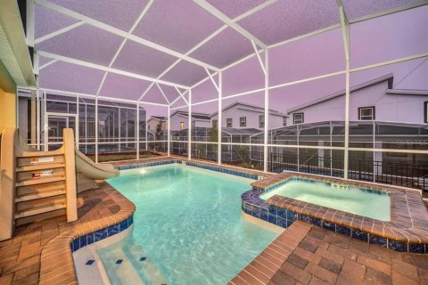 Villa ou maison à vendre à Davenport, Floride: 9 chambres, 405.98 m2 № 2103216 - photo 4