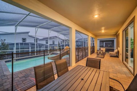 Villa ou maison à vendre à Davenport, Floride: 9 chambres, 405.98 m2 № 2103216 - photo 7