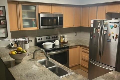 Condo in Miramar, Florida, 2 bedrooms  № 1868604 - photo 10