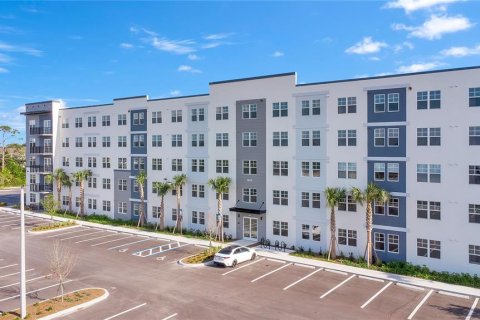 Condo in Orlando, Florida, 2 bedrooms № 2206298 - photo 3