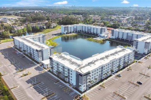 Condo in Orlando, Florida, 2 bedrooms № 2206298 - photo 21