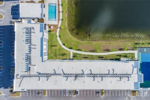 Condo in Orlando, Florida, 2 bedrooms № 2206298 - photo 23