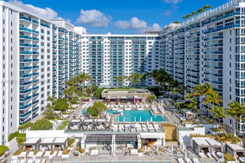 Condominio en venta en Miami Beach, Florida, 1 habitación, 70.61 m2 № 1979623 - foto 25