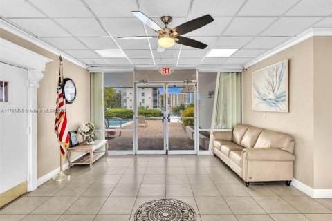 Купить кондоминиум в Норт-Майами-Бич, Флорида 2 спальни, 103.12м2, № 1976207 - фото 23