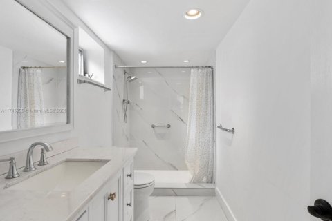 Купить кондоминиум в Норт-Майами-Бич, Флорида 2 спальни, 103.12м2, № 1976207 - фото 10