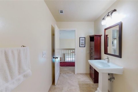 House in Tampa, Florida 3 bedrooms, 233.28 sq.m. № 1818993 - photo 21