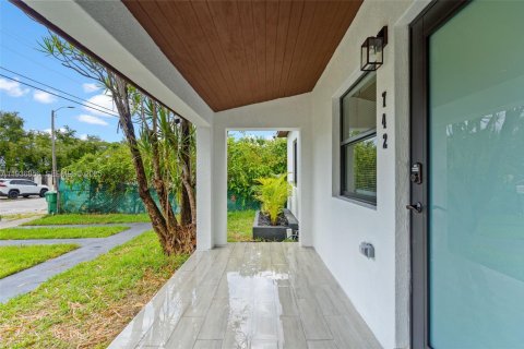 Immobilier commercial à vendre à Miami, Floride № 1994947 - photo 8