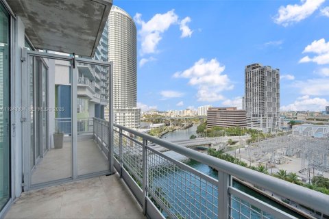 Condominio en venta en Miami, Florida, 1 dormitorio, 73.86 m2 № 2000724 - foto 21