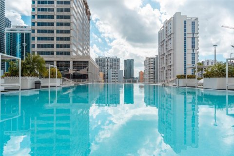Condominio en venta en Miami, Florida, 1 dormitorio, 73.86 m2 № 2000724 - foto 23