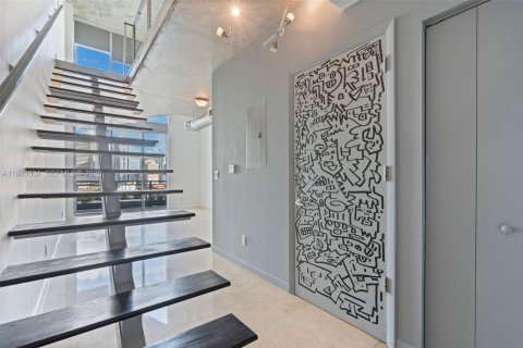 Condominio en venta en Miami, Florida, 1 dormitorio, 73.86 m2 № 2000724 - foto 7