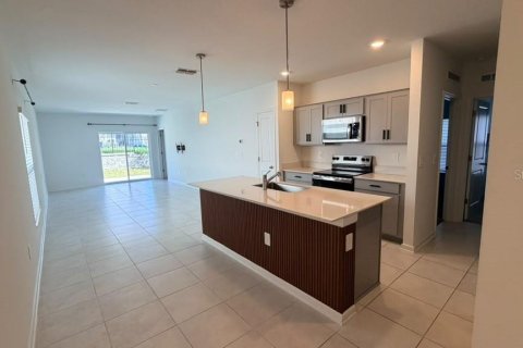 Villa ou maison à louer à Davenport, Floride: 3 chambres, 161.19 m2 № 2385697 - photo 13