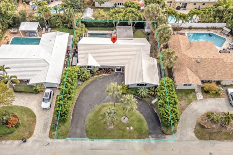 Casa en venta en Fort Lauderdale, Florida, 3 dormitorios, 168.25 m2 № 2085093 - foto 2