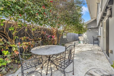 Casa en venta en Fort Lauderdale, Florida, 3 dormitorios, 168.25 m2 № 2085093 - foto 20