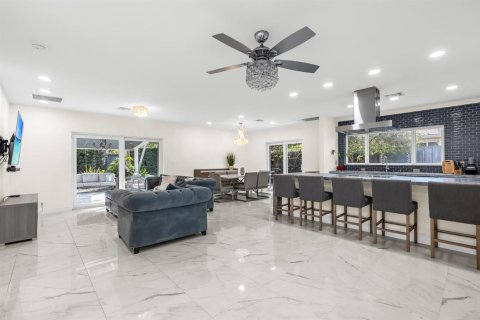 Casa en venta en Fort Lauderdale, Florida, 3 dormitorios, 168.25 m2 № 2085093 - foto 6