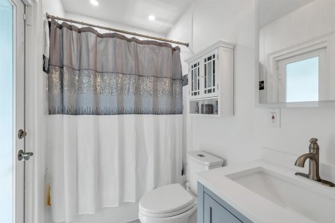 Casa en venta en Fort Lauderdale, Florida, 3 dormitorios, 168.25 m2 № 2085093 - foto 26