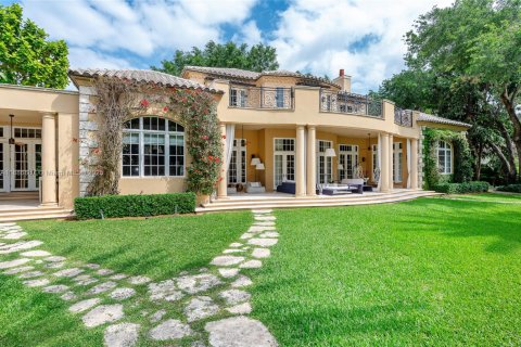 Купить виллу или дом в Майами, Флорида 6 спален, 723.43м2, № 1932902 - фото 7