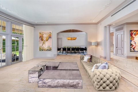 Купить виллу или дом в Майами, Флорида 6 спален, 723.43м2, № 1932902 - фото 18