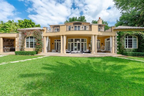 Купить виллу или дом в Майами, Флорида 6 спален, 723.43м2, № 1932902 - фото 8