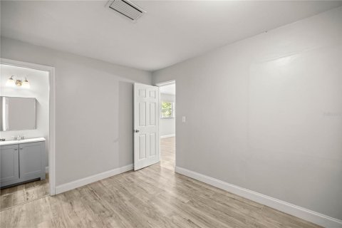 Casa en venta en Ocala, Florida, 3 dormitorios, 111.02 m2 № 1911446 - foto 12