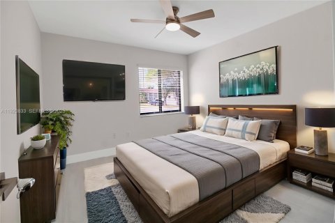 Casa en venta en Miami, Florida, 3 dormitorios, 158.86 m2 № 1976592 - foto 8