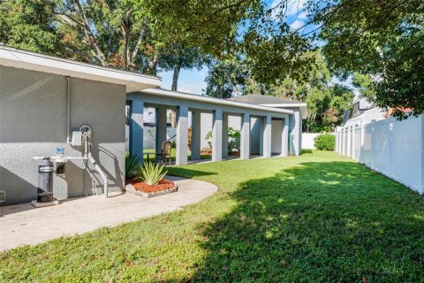 House in Sanford, Florida 3 bedrooms, 139.35 sq.m. № 1901577 - photo 24