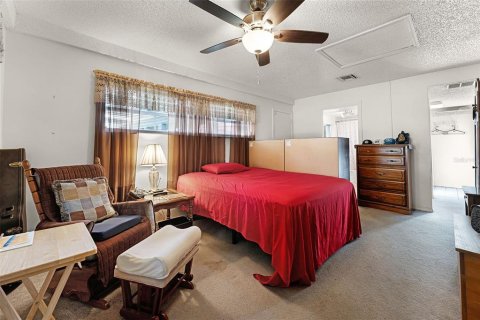 House in Sanford, Florida 3 bedrooms, 139.35 sq.m. № 1901577 - photo 16